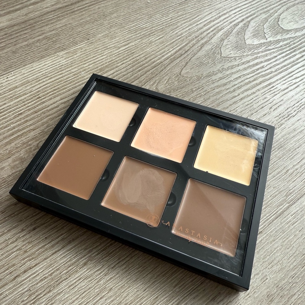 Anastasia Beverly Hills Contour Cream Kit